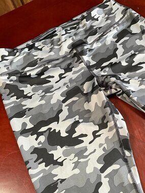 Womens 90Degree By Reflex Gray Stretch Activewear Camo Athletic Leggings(XLarge)